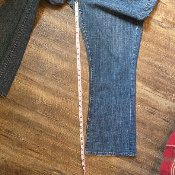 Bobbie Brooks Relaxed Blue Jeans Boot Cut Stretch Women's Size 18 - Picture 7 of 10
